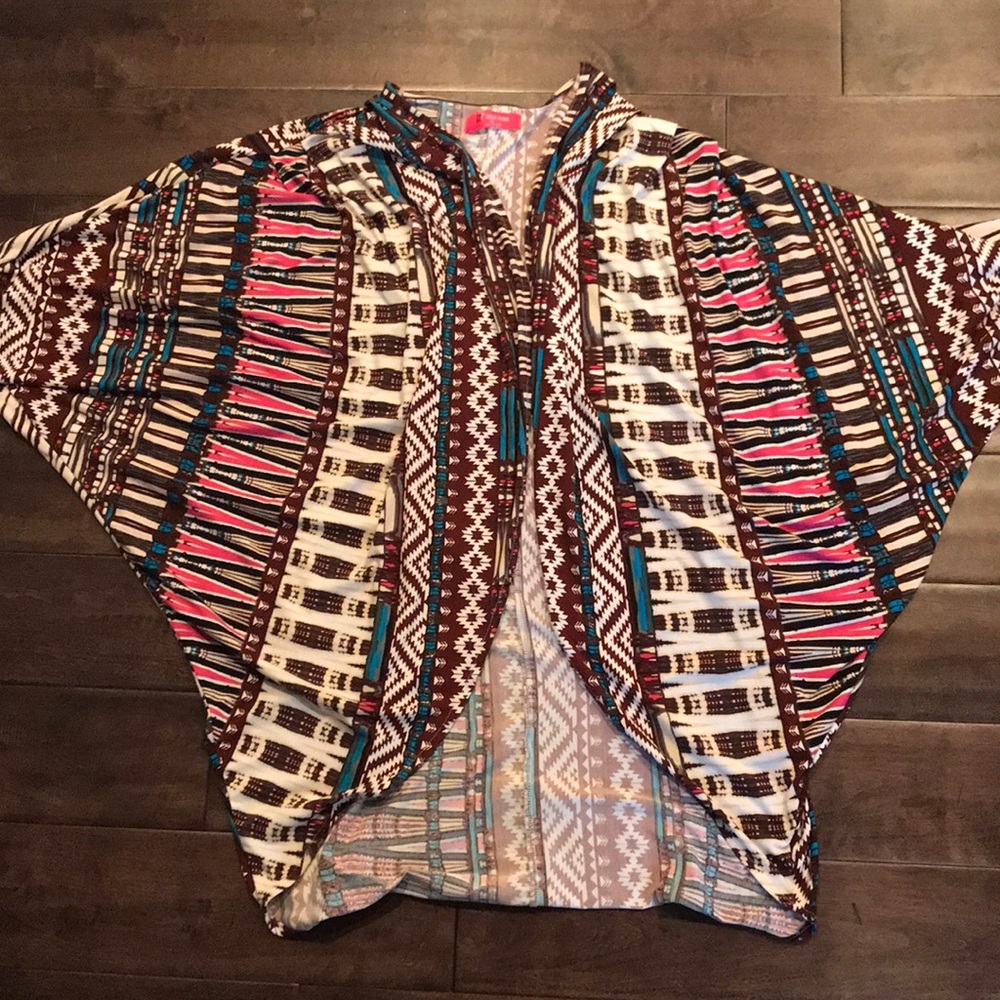 Plus size tribal pattern open cardigan